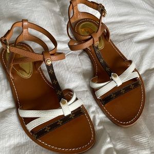 Louis Vuitton explorer flat sandal authentic